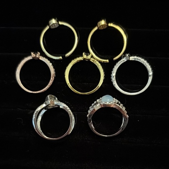 Elegant Blue and Silver Women's Ring Set - Picture 15 of 15